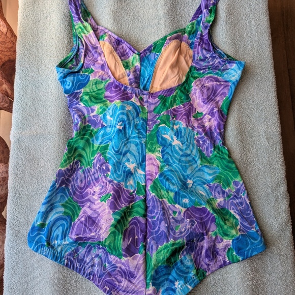 Vintage floral swimsuit - Picture 4 of 7